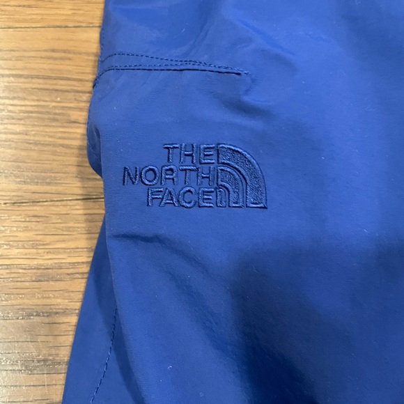 The north face snow pants (women’s) - Picture 4 of 6